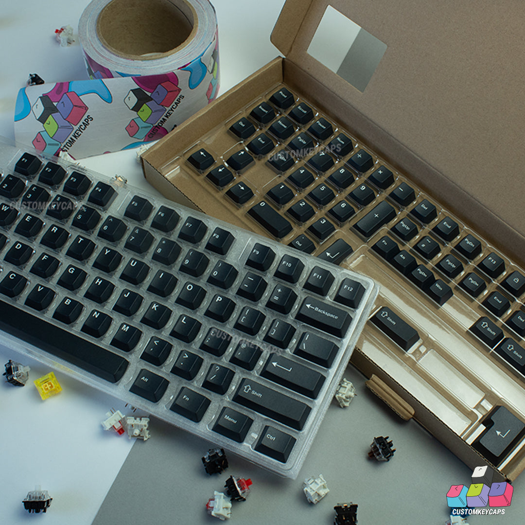ISOUK // Black Keycaps